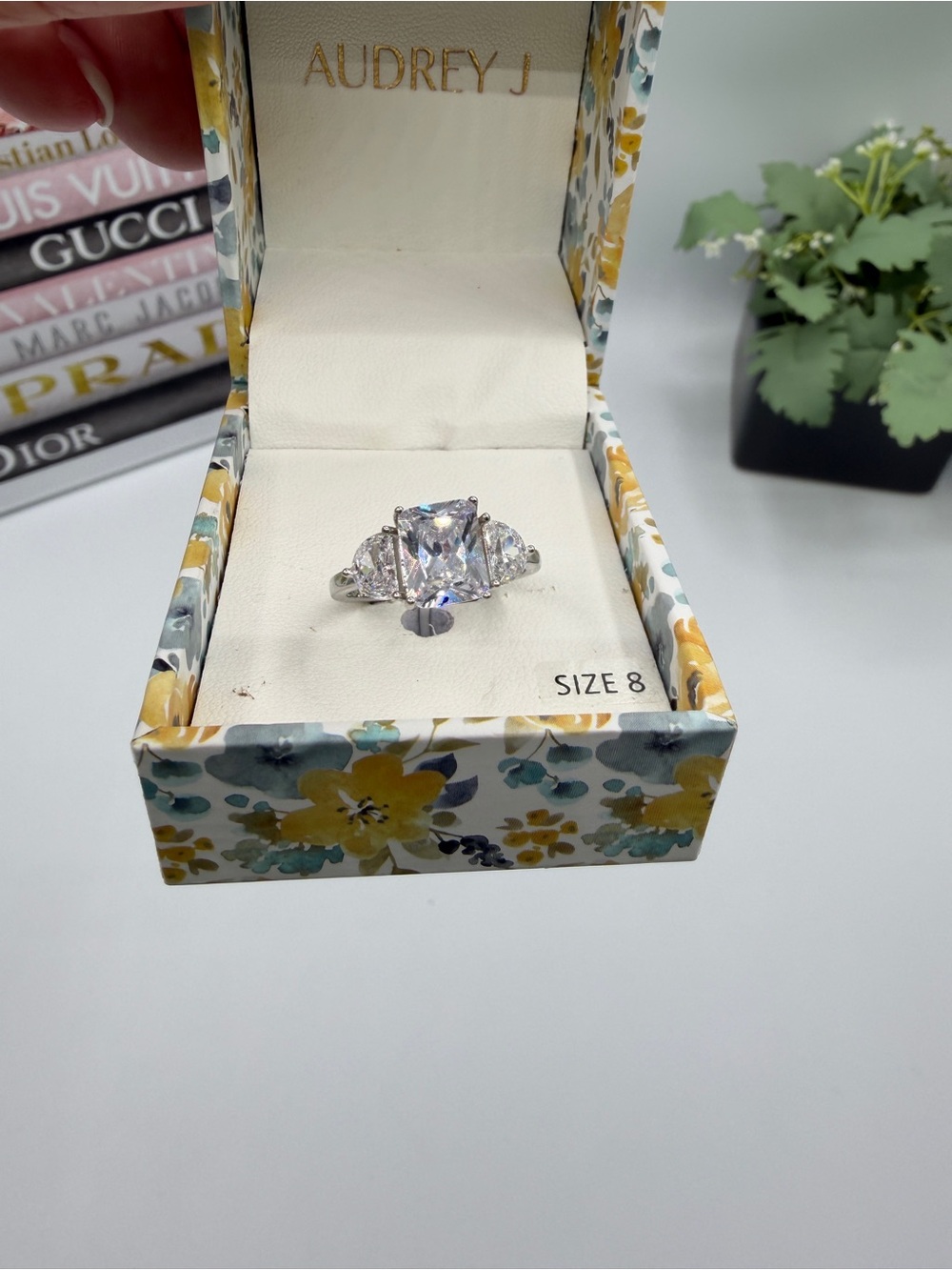 Classic Silver Cubic Zirconia Ring - Size 8
